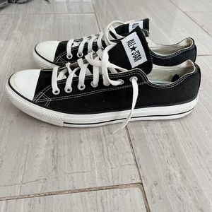 NEW Converse Chuck Taylor All Star Ox Low Black Shoes Men's 9 Women's 11 Sneaker